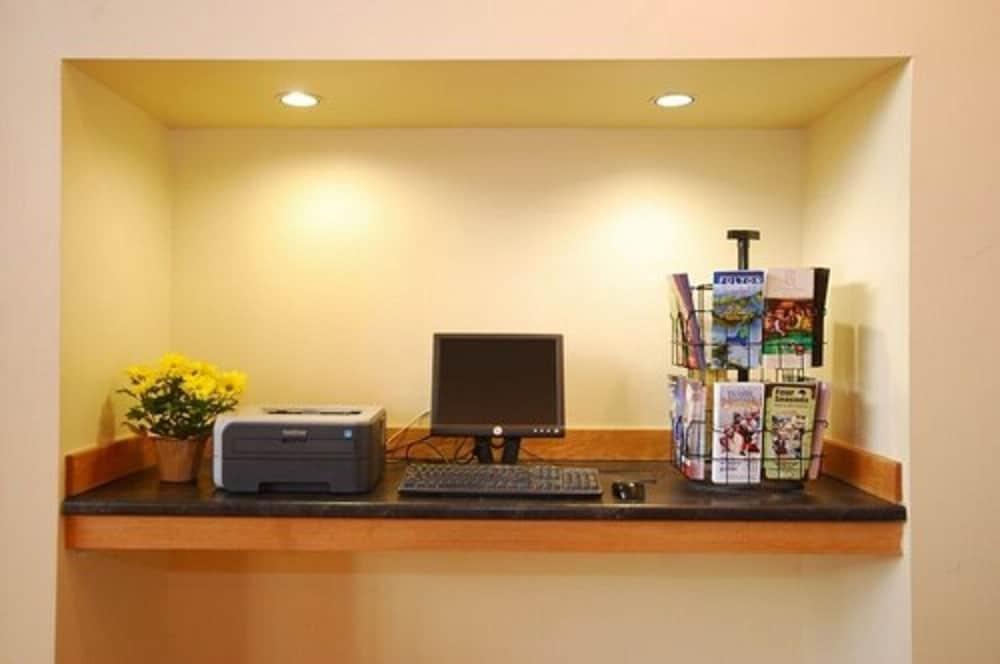 Comfort Inn & Suites Syracuse-Carrier Circle East Syracuse Exteriér fotografie