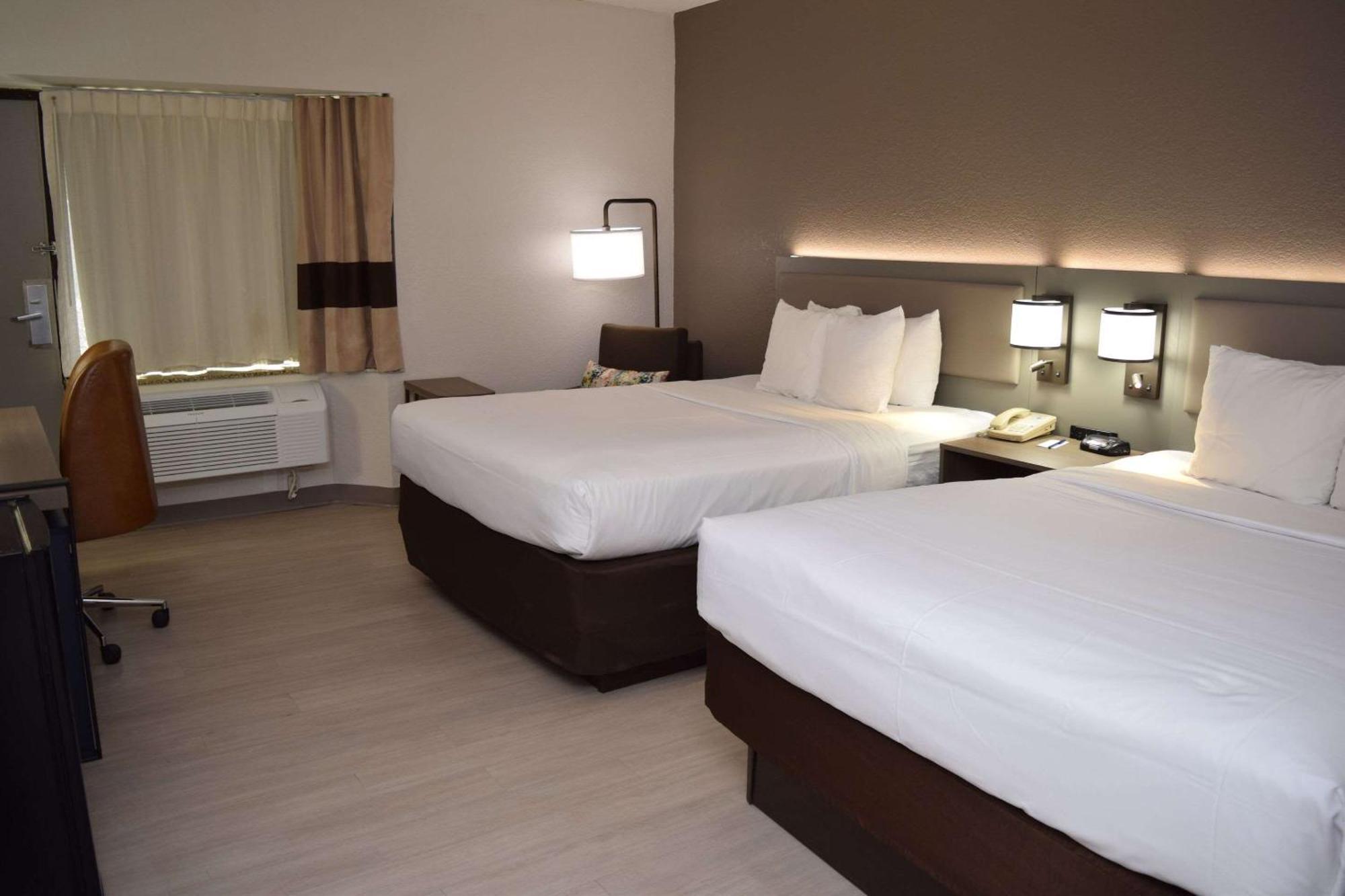 Comfort Inn & Suites Syracuse-Carrier Circle East Syracuse Exteriér fotografie