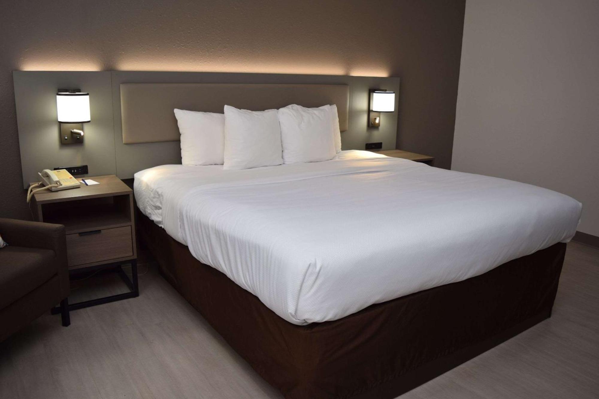 Comfort Inn & Suites Syracuse-Carrier Circle East Syracuse Exteriér fotografie