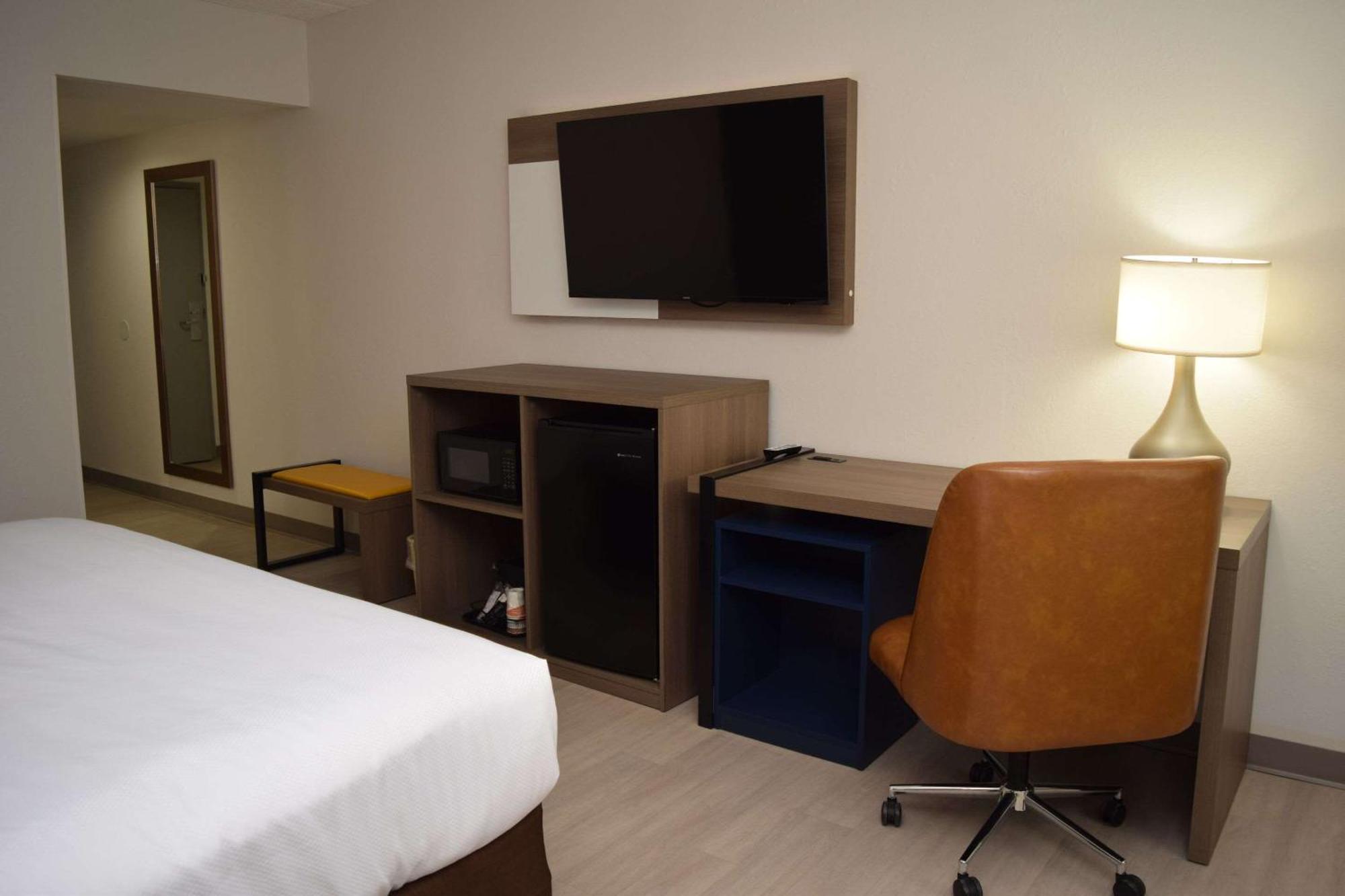 Comfort Inn & Suites Syracuse-Carrier Circle East Syracuse Exteriér fotografie