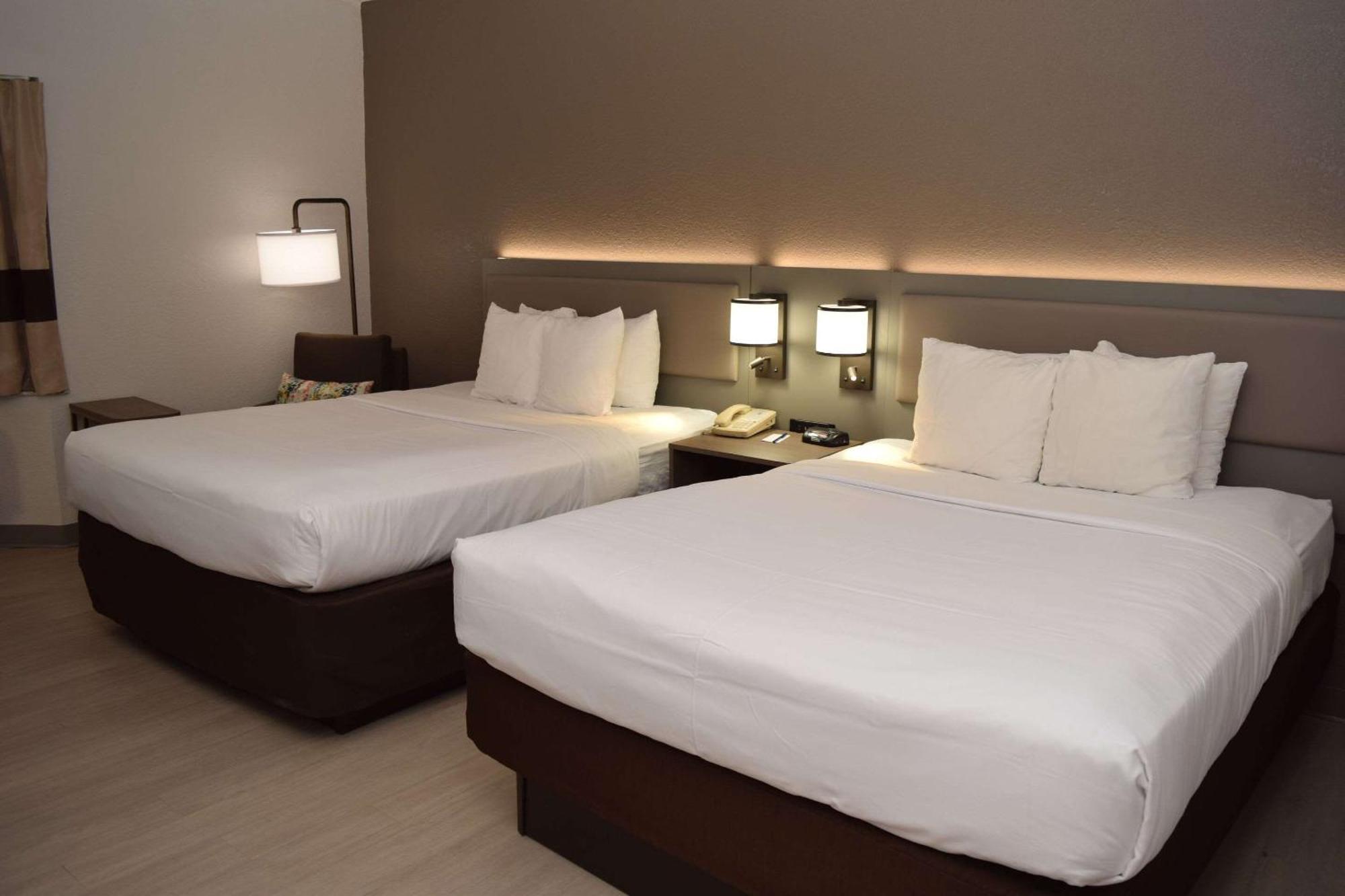 Comfort Inn & Suites Syracuse-Carrier Circle East Syracuse Exteriér fotografie